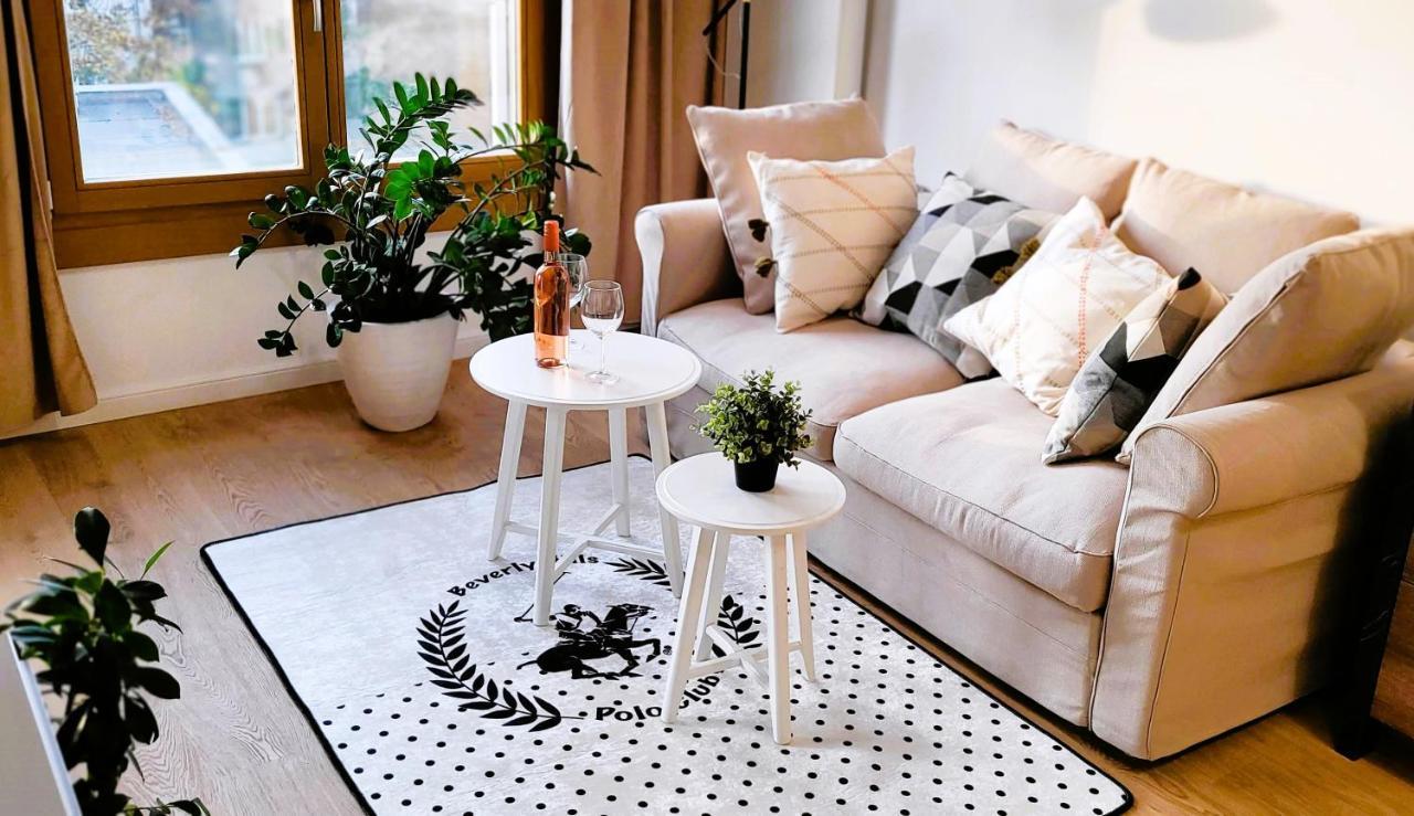 Kossak Apartment *